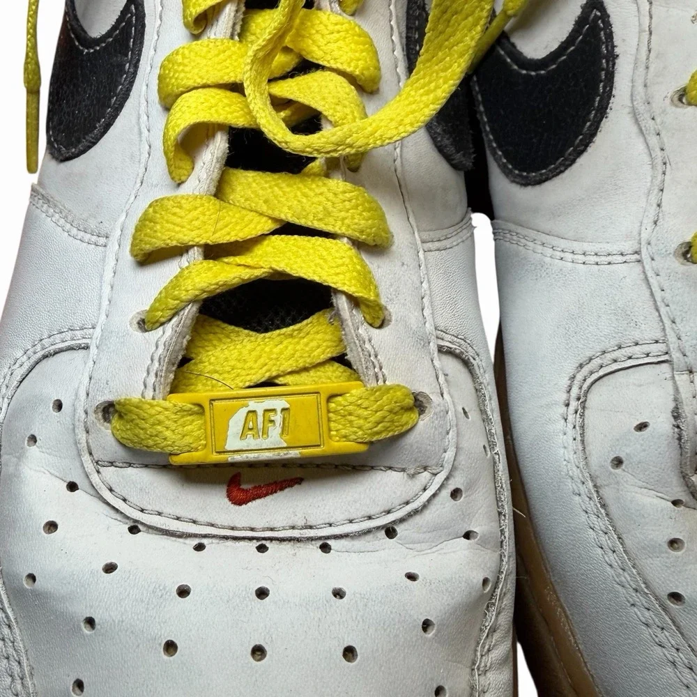 Nike Air Force 1 LV8‎ Go The Extra Smile Size 8.5 DO5853-100